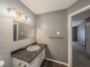 2215  Aspen Drive , Dallas Texas 75227