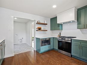 3958  Lisbon Street , Fort Worth Texas 76107