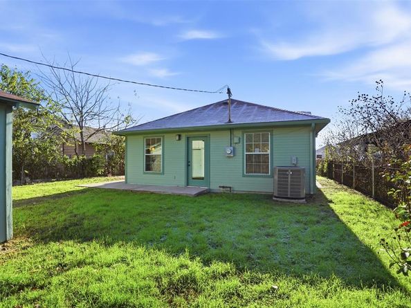 3958  Lisbon Street , Fort Worth Texas 76107