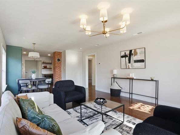 3958  Lisbon Street , Fort Worth Texas 76107