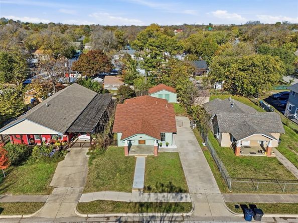 3958  Lisbon Street , Fort Worth Texas 76107