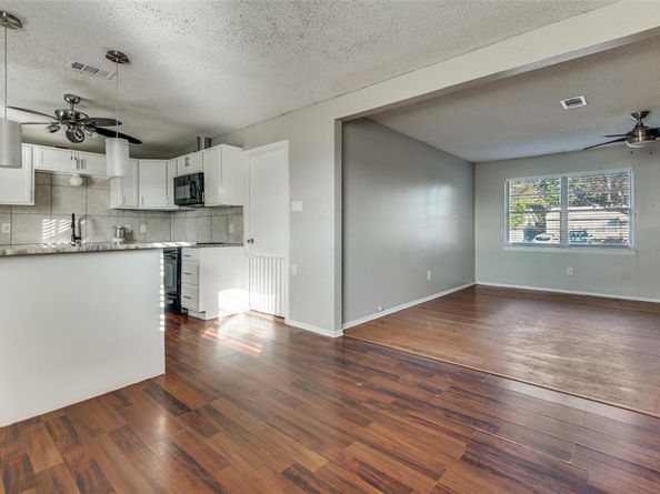 2217  Garden Oaks Drive , Irving Texas 75061