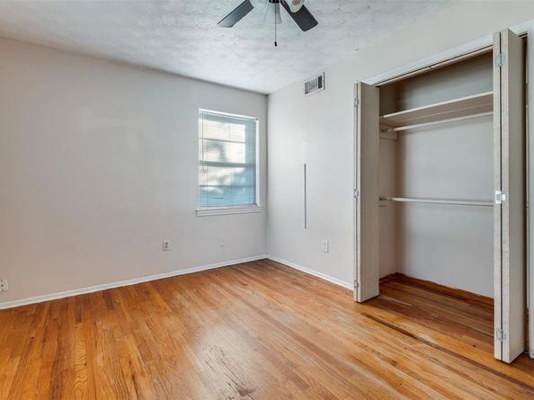 2217  Garden Oaks Drive , Irving Texas 75061