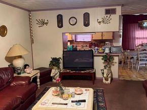 2214 N Trinidad Drive , Dallas Texas 75232