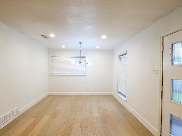 6257  Fenway Street , Dallas Texas 75217