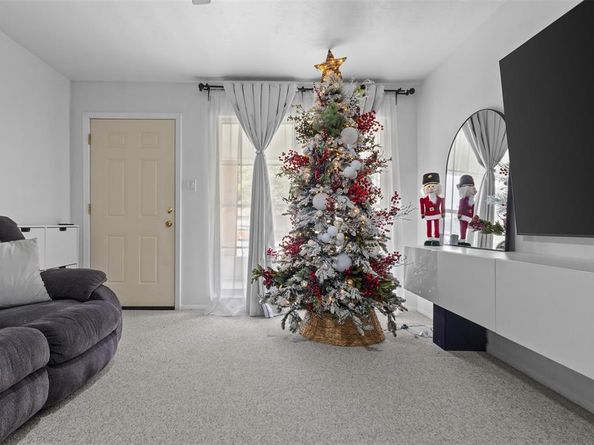 206 W Vista Drive , Garland Texas 75041