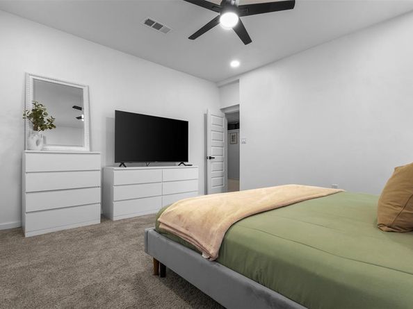 206 W Vista Drive , Garland Texas 75041