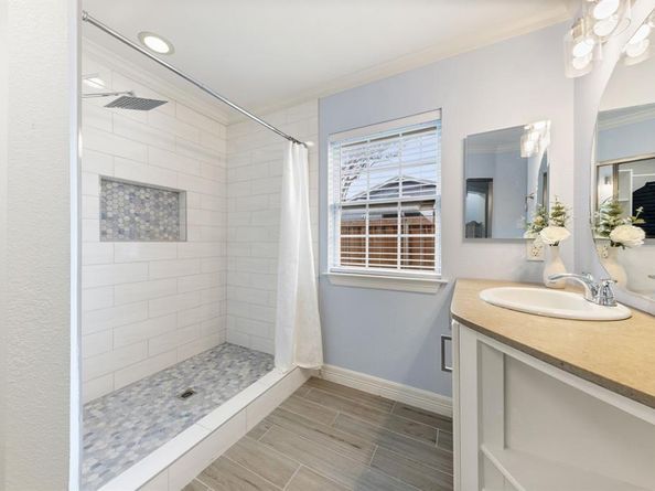 2104  Statler Drive , Carrollton Texas 75007