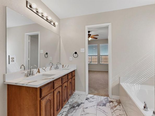 604  Preston Drive , Royse City Texas 75189