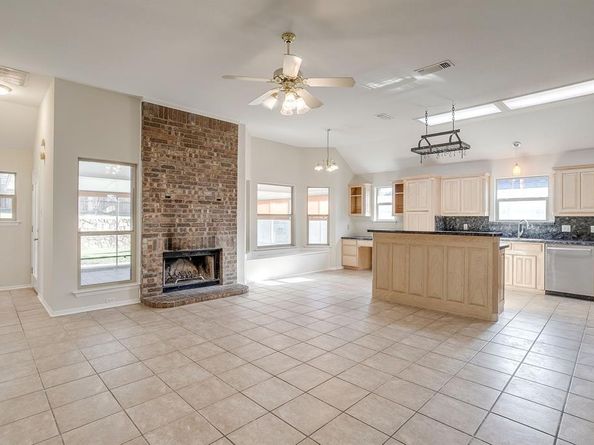 8612  Woodslane Drive , Fort Worth Texas 76179