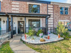 1529  Seegar Street , Dallas Texas 75215