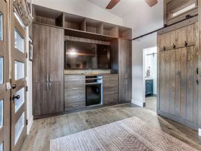 1529  Seegar Street , Dallas Texas 75215