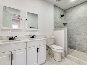 2502 W Lovers Lane , Dallas Texas 75235