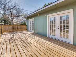 2502 W Lovers Lane , Dallas Texas 75235