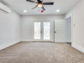 2502 W Lovers Lane , Dallas Texas 75235