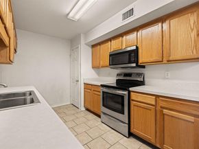 1120  Forest Creek Street , Benbrook Texas 76126