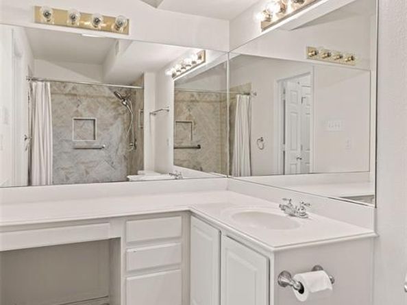 1120  Forest Creek Street , Benbrook Texas 76126