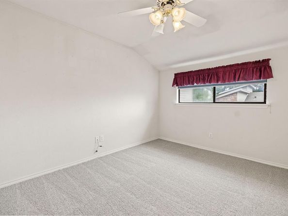 1120  Forest Creek Street , Benbrook Texas 76126