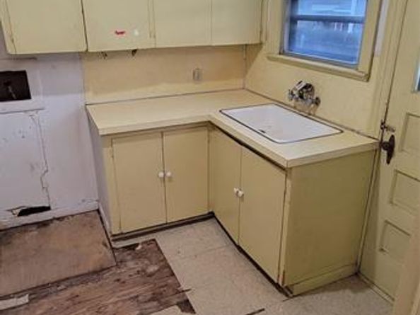 2839  Handley Drive , Fort Worth Texas 76112