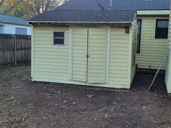 2839  Handley Drive , Fort Worth Texas 76112