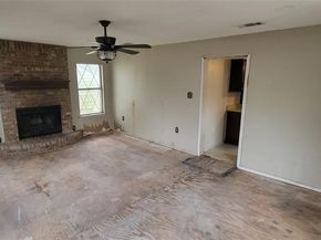 2839  Handley Drive , Fort Worth Texas 76112