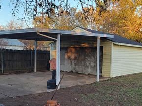 2839  Handley Drive , Fort Worth Texas 76112