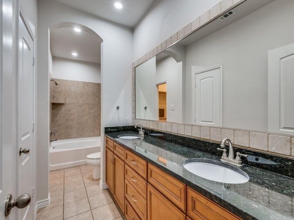 950  Henderson Street , Fort Worth Texas 76102