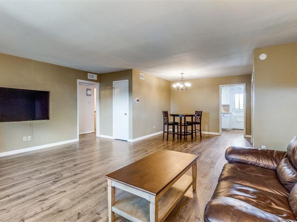 7931  Royal Lane  215, Dallas Texas 75230