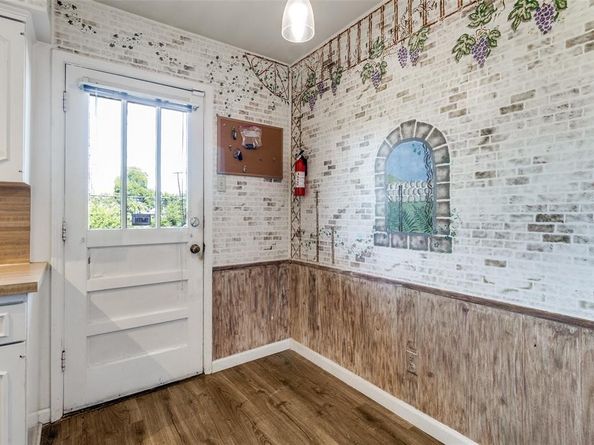 7931  Royal Lane  215, Dallas Texas 75230