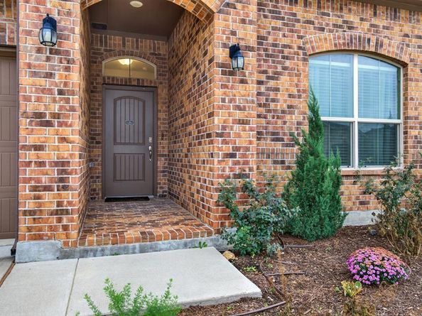 1128  Twin Brooks Lane , Fort Worth Texas 76177