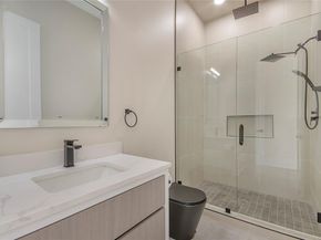 100  Old Vineyard Lane , Heath Texas 75032