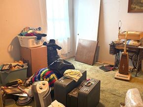 3230 S Llewellyn Avenue , Dallas Texas 75224