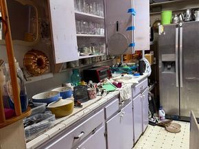 3230 S Llewellyn Avenue , Dallas Texas 75224