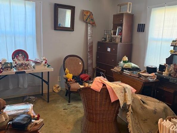 3230 S Llewellyn Avenue , Dallas Texas 75224