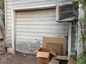 3230 S Llewellyn Avenue , Dallas Texas 75224