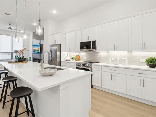 13351  Goodland Street  101, Farmers Branch Texas 75234