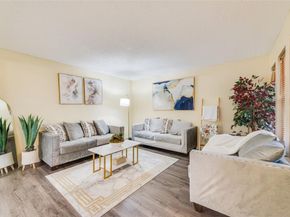 527  Towne House Lane , Richardson Texas 75081