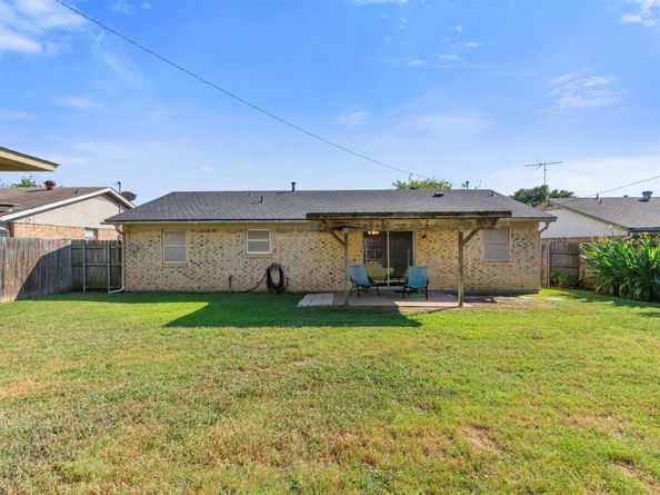 6625  Betty Drive  , Watauga Texas 76148