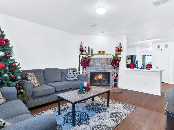 5722  Firethorn Drive , Dallas Texas 75249