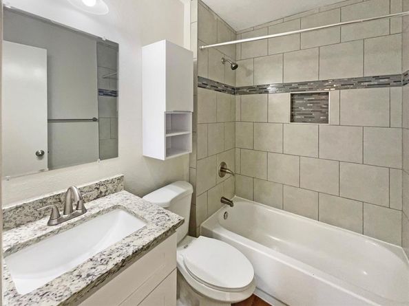 2021  Brentwood Lane , Carrollton Texas 75006