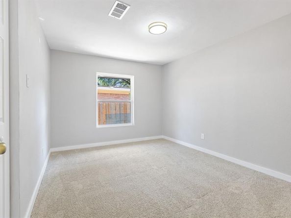 811  Tarryall Drive , Dallas Texas 75224