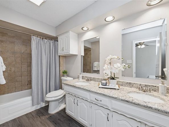 1930  Vista Oaks Drive , Carrollton Texas 75007