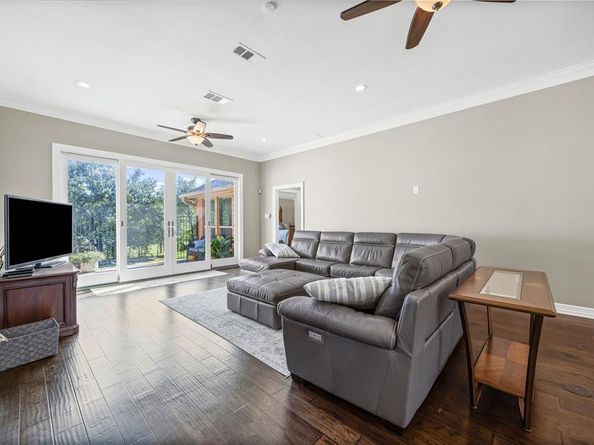 5306  High Trail Court , Arlington Texas 76017