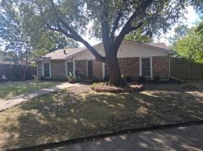 410  Ivy Way , Garland Texas 75043