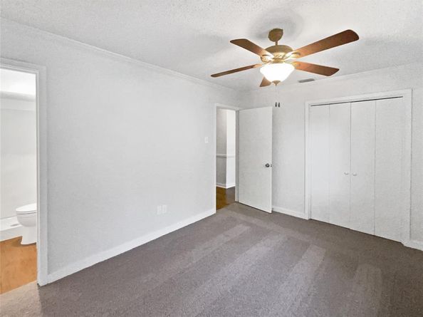922  Laguna Drive , Garland Texas 75043
