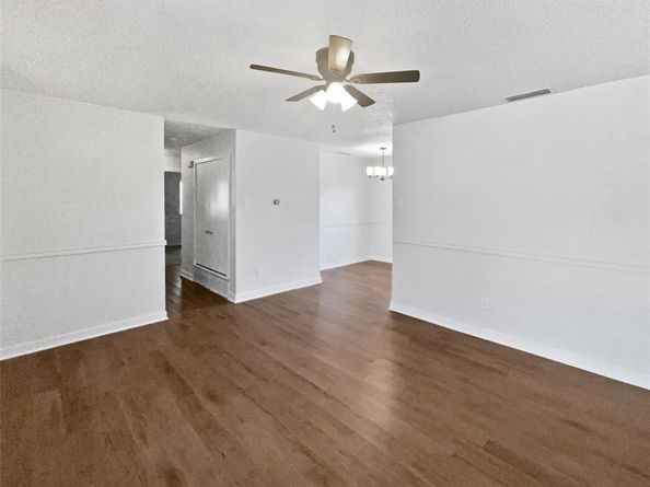 922  Laguna Drive , Garland Texas 75043