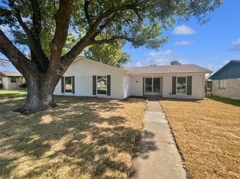 922  Laguna Drive 