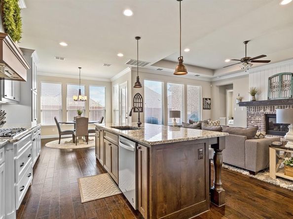 816  Lazy Brooke Drive , Rockwall Texas 75087