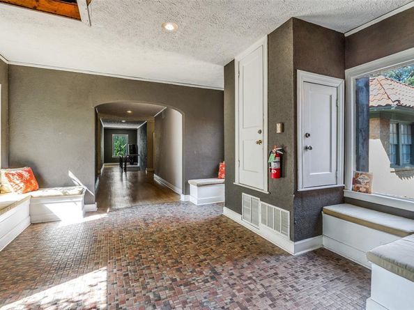4515  Swiss Avenue , Dallas Texas 75204