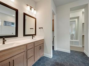 7836  Pondview Lane , Fort Worth Texas 76123